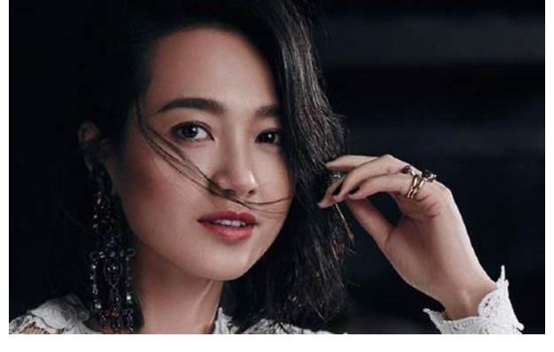 浙江卫视 重返主持界的一姐,连续6次喊错明星名字,朱丹都经历了什么?