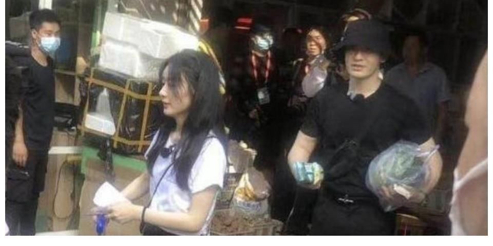 晓明哥|网曝《中餐厅》录制照，赵丽颖黄晓明菜场买菜，颖宝变得更漂亮了？