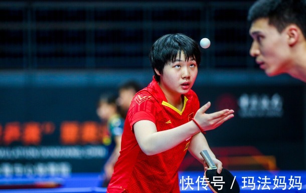 女团|国乒女团3:1进4强!半决赛迎战日本,国乒女单小将2:3爆冷输球