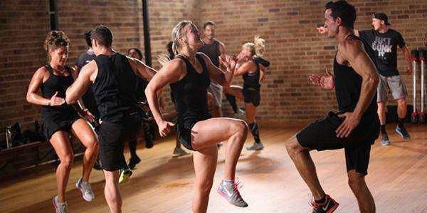 形态|关于腹部脂肪与腹肌,如何减掉一个留住一个?找对方向、重点对待