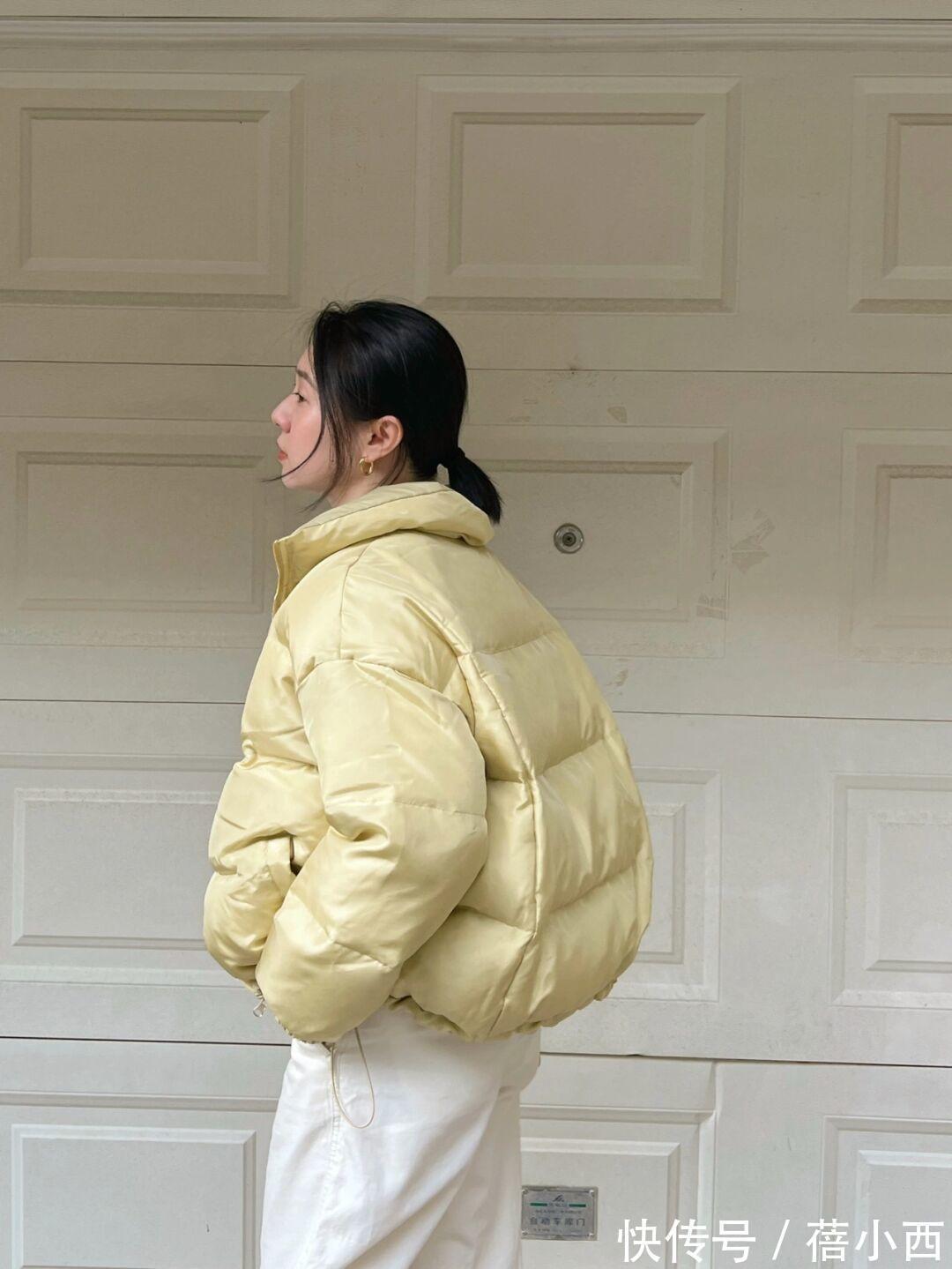 纯白色|秋冬还是穿“羽绒服”保暖又洋气,搭配公式和技巧,都帮你总结了