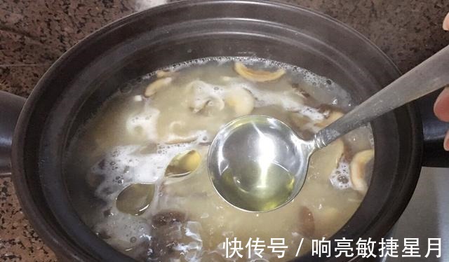 什锦海鲜粥|早餐万万不能缺席,什锦海鲜粥,清香美味,浓稠细腻,特美味!