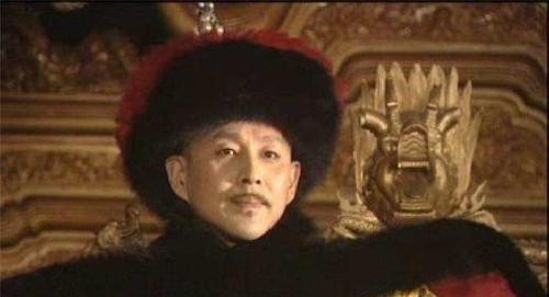 康熙|康熙第一次吃巧克力,看了900多字的“说明书”,脱口而出3个字!