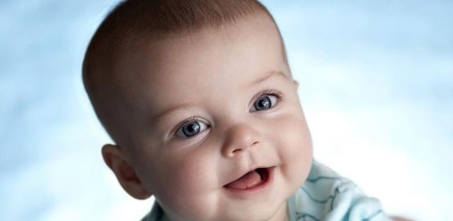 泪流满面|“儿子那么帅,不可能是我生的”,4次亲子鉴定后,宝爸泪流满面