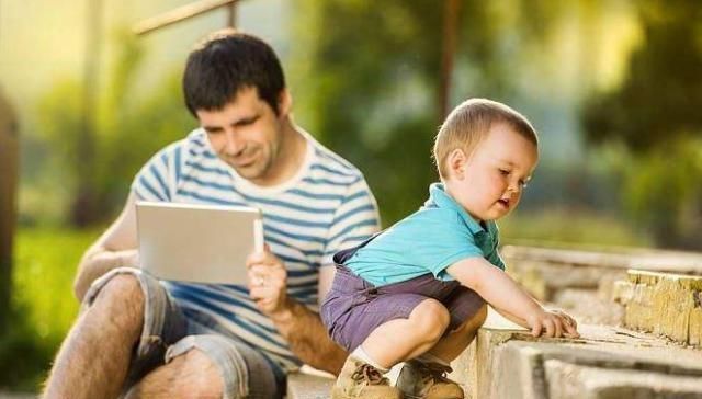 旋转木马|为啥孩子3岁前的记忆都消失了真正的答案在这里，父母都该知道