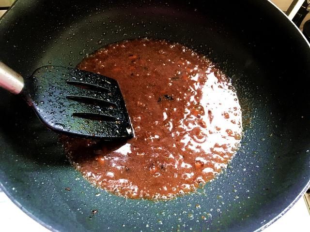 鸡丁|秋天了，吃鱼吃肉不如吃它，软嫩弹牙不上火，配米饭真香啊