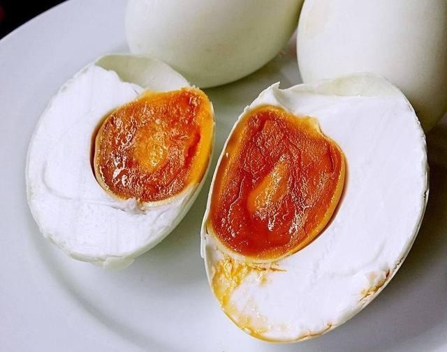 西瓜|像“西瓜中间的一口”吃货最幸福的5个瞬间,谁还不是个小公主