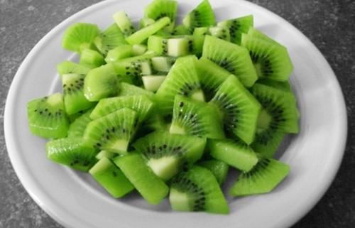 结节|甲状腺结节可以吃核桃吗？提示：想要散结，“3种零食”需少吃