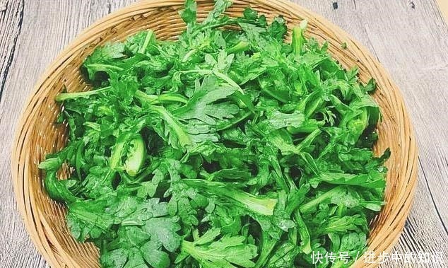 失眠多梦|失眠多梦，睡眠质量差，多吃这个菜，每天睡到自然醒