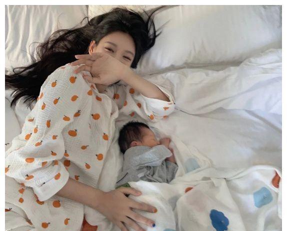 日记|分娩日记14没有羊水+绕颈两圈,胎盘功能三级,立即插队剖腹产