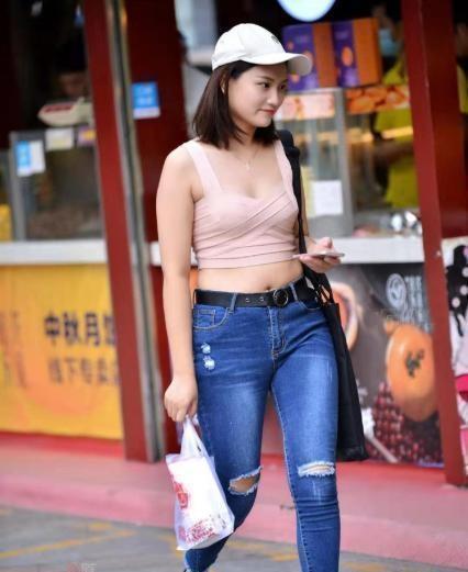 搭配 微胖美女穿得“精致”,却毁在了一双鞋子上