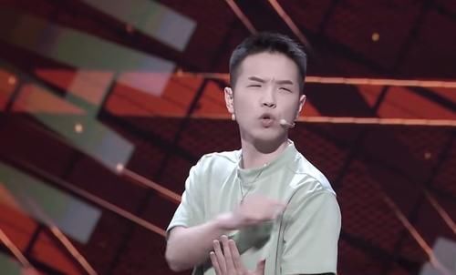 笑果|《脱口秀大会》豆豆,表演被评油腻、做作,博眼球,“长相劣势”