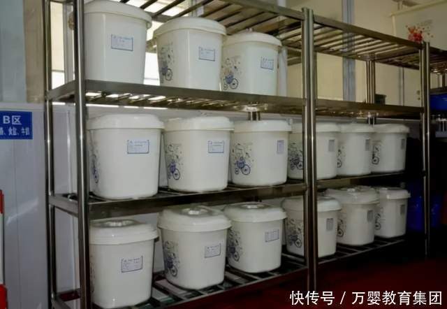  节气|【知节气·迎大雪】万婴幼儿园节气宝贝来了