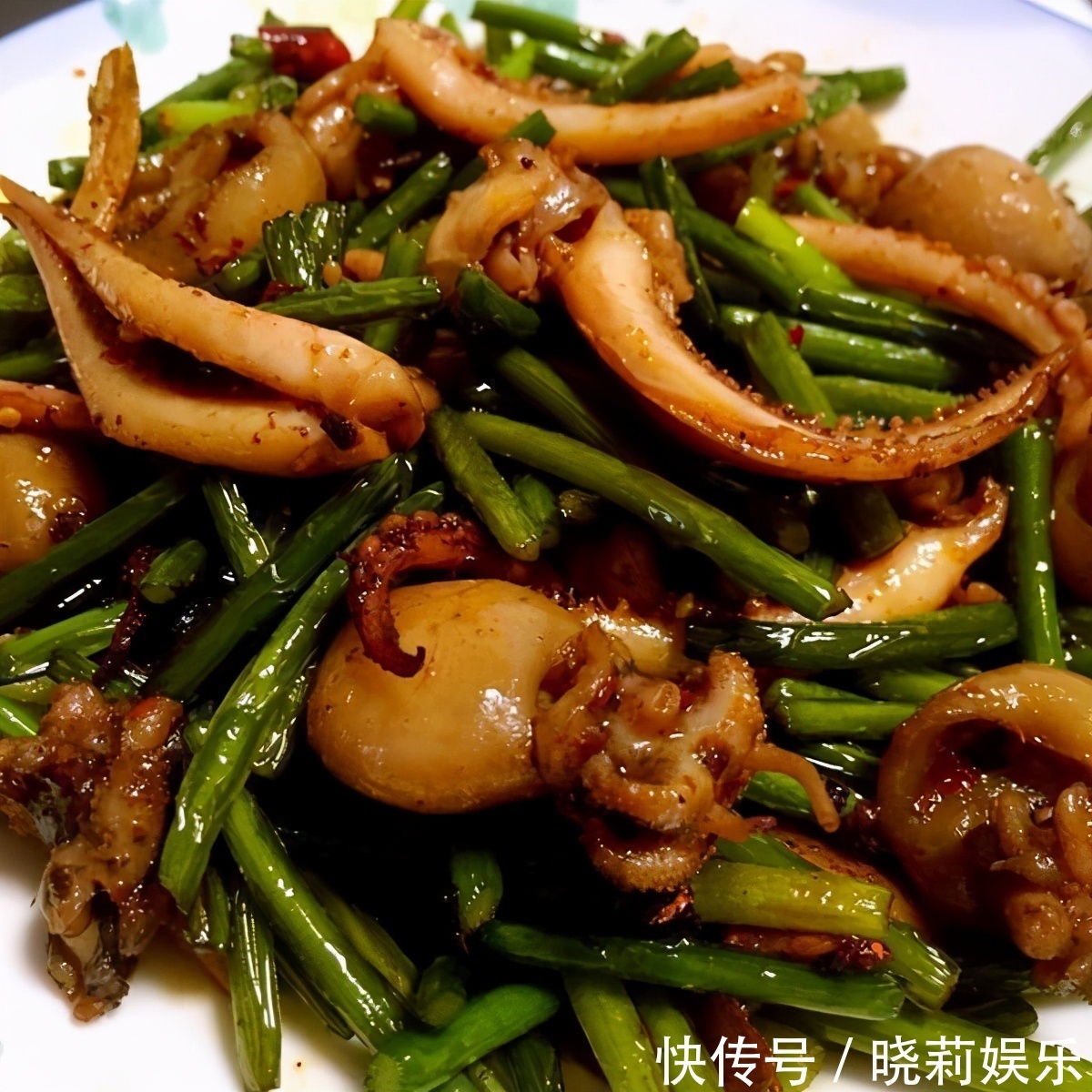 肌肤|女性到了中年常吃三种美食,排毒护肤,延缓衰老,肌肤细腻又光滑