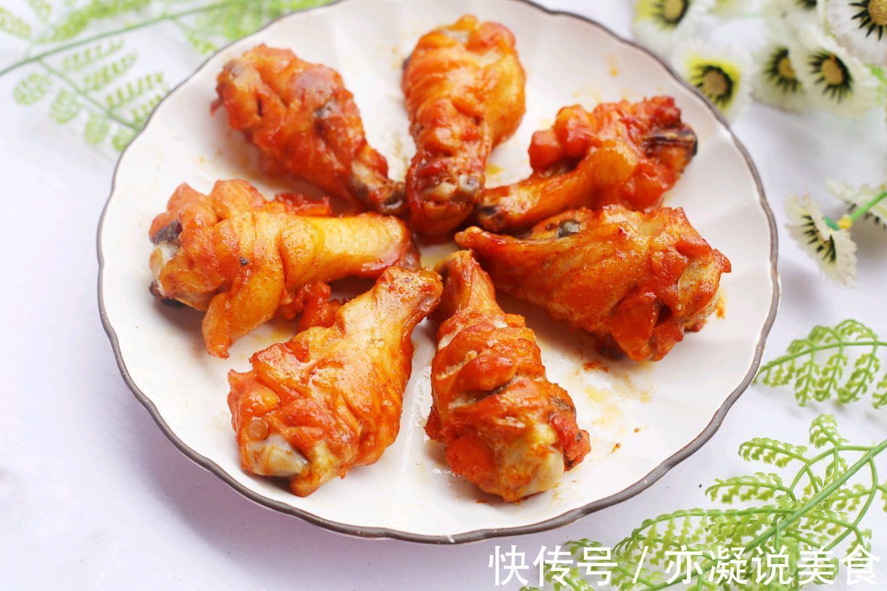 烤箱版的奥尔良鸡翅根，鲜嫩入味，做法简单，比买的好吃多了