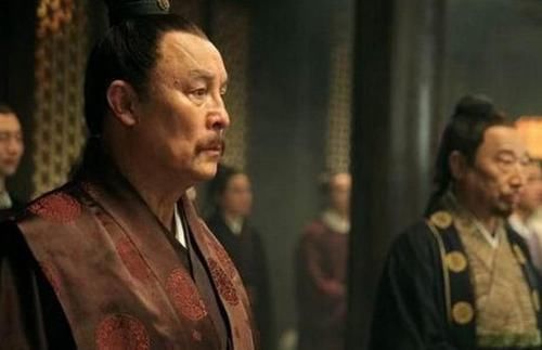 水溶&北静王身份尊贵,为何礼让秦可卿的灵柩先行?原因只有四个字