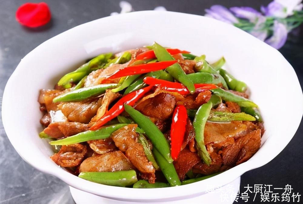 辣椒炒肉，肉片发柴嚼不动，教你饭店不外传的诀窍，肉片入口即化