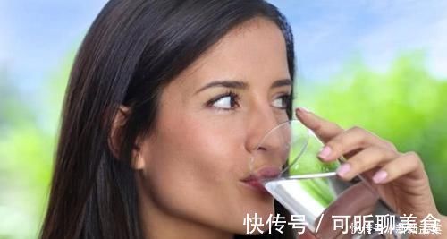 消化内科|为何便秘者越来越多，消化内科医生4种习惯是祸根，一定要改正