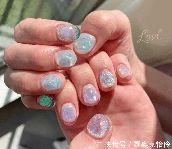 温柔可爱的果冻感美甲,拿图去做!