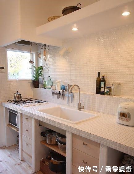 收纳|家庭主妇地柜不要全部打满,空一格更实用,后悔我家装太早了!