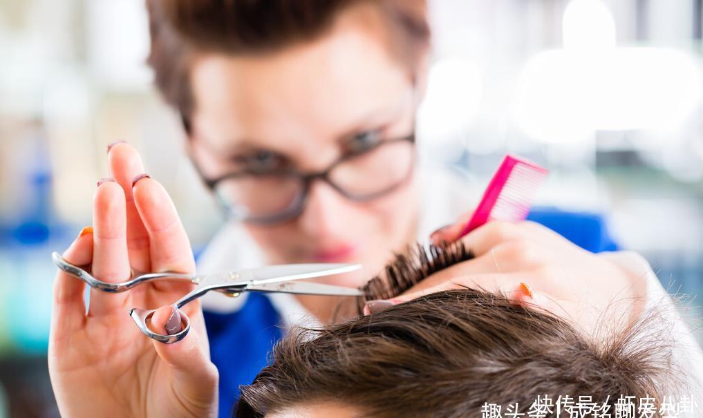 理发师|去理发如何判断理发师级别?只需三招,就能找到技术好的托尼老师