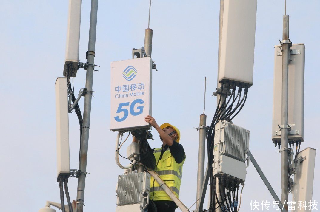 运营商|运营商化身“舔狗”，只为让你换5G？
