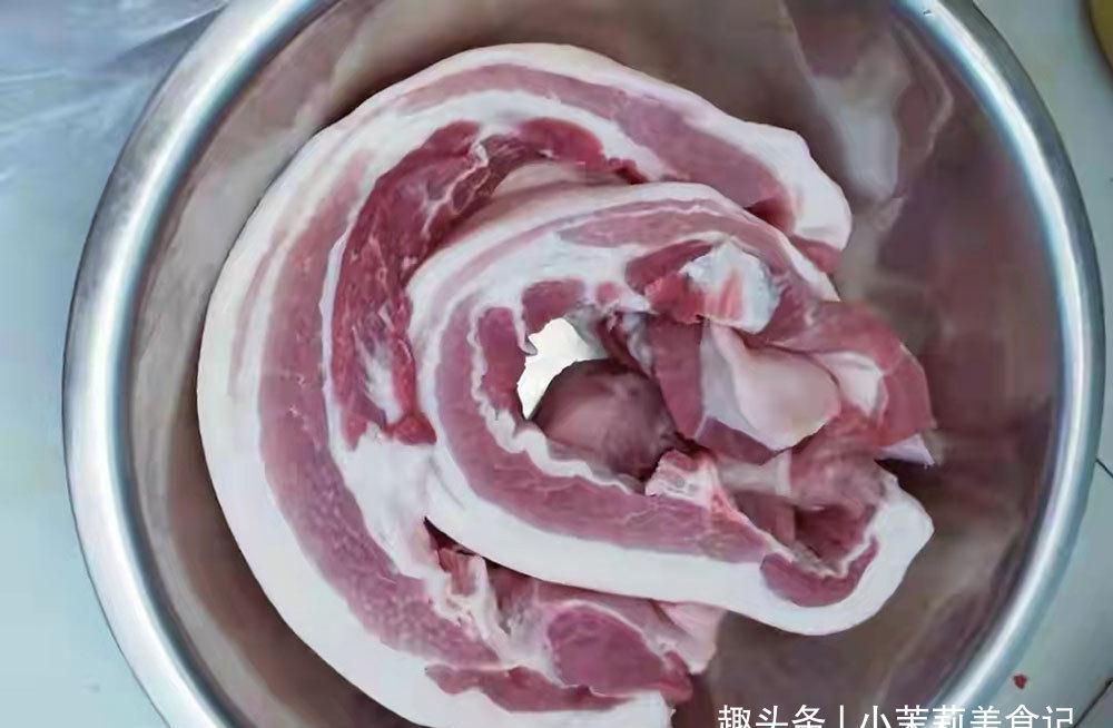 腌腊肉，只放盐不好吃，牢记“2放2不要”，好看又好吃，久放不坏