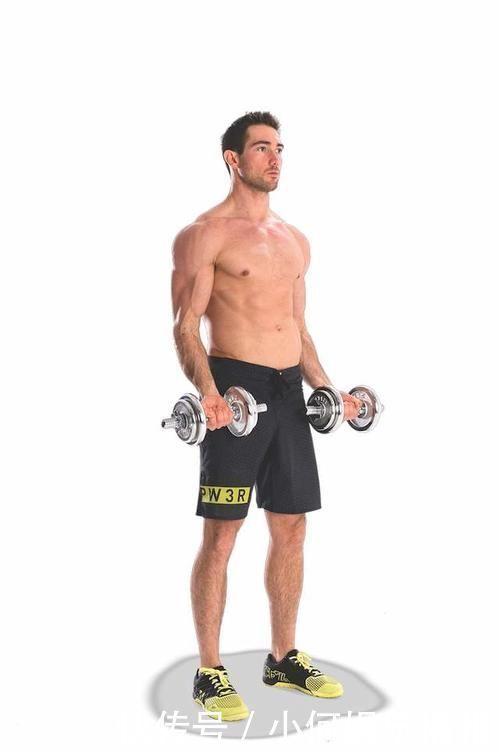 弯举|只是做二头弯举练不壮手臂,这样8个动作全面燃爆上身粗手臂