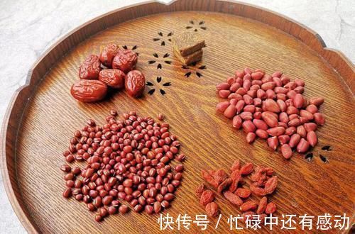 五红汤|生怕冷就喝此汤,补气益血,气色红润有光泽