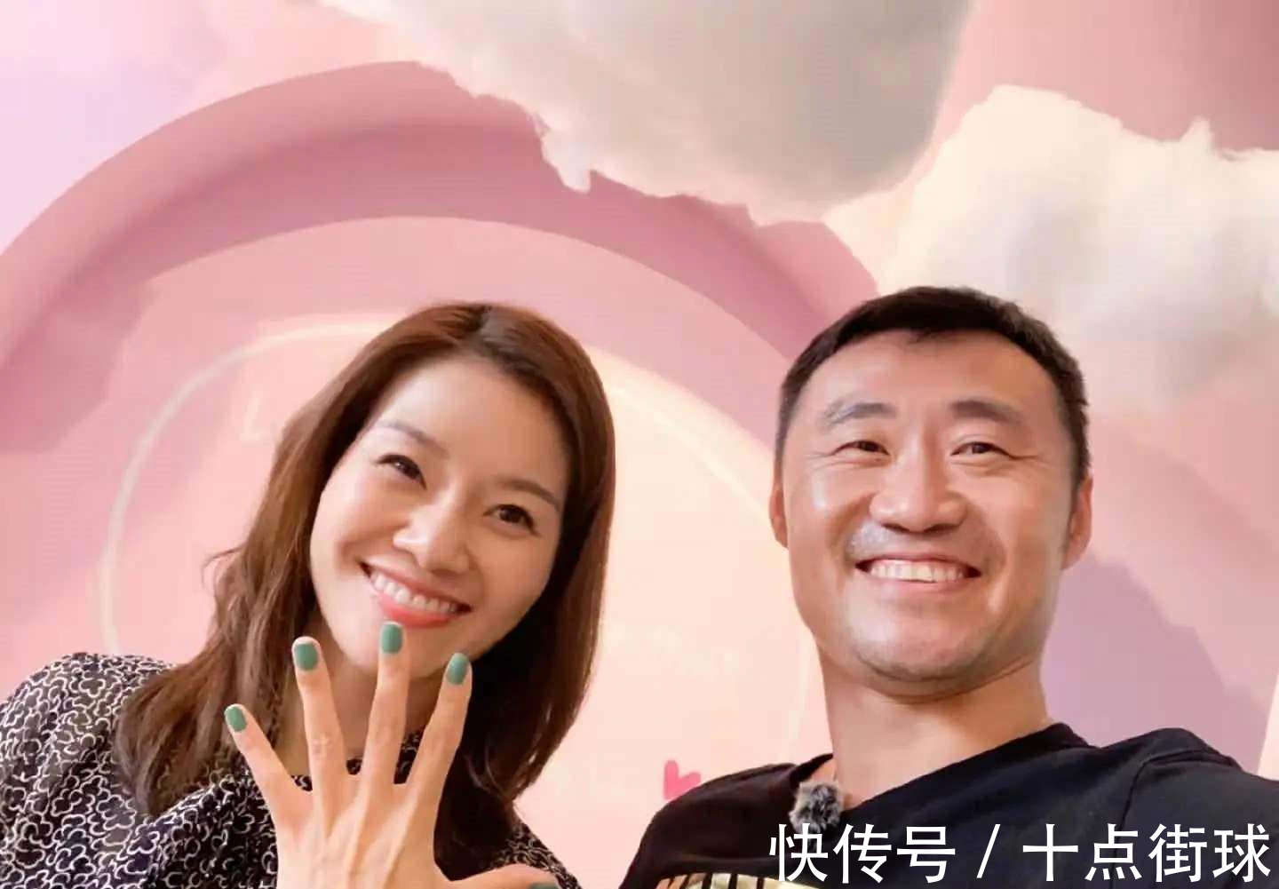 姜山|40岁李娜变化太大疑似整容！与老公已有一儿一女，早已身家过亿