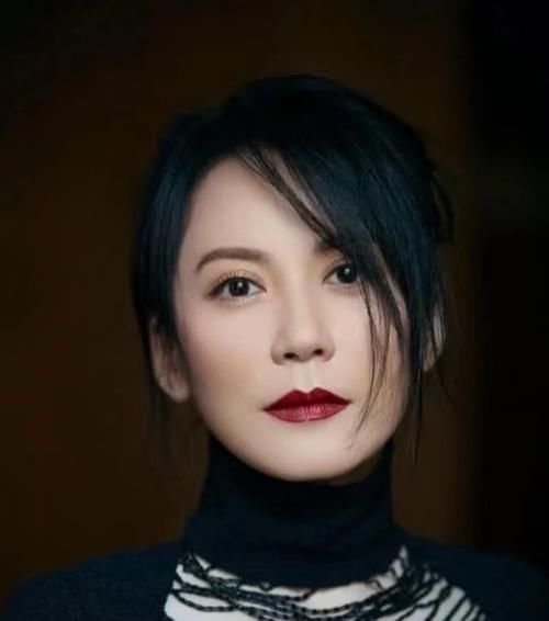 20岁的女生如果有这几个特征，看起来会很显老，就算占一个也会