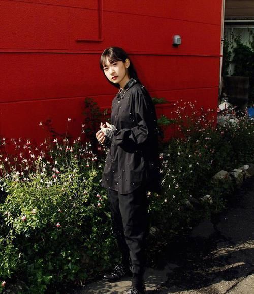 初恋女友|157cm萌妹成新晋初恋女友,小个子也有惊艳穿搭?全靠逆天比例