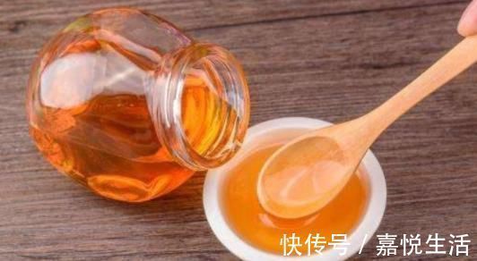 大便|手上有个隐藏“通便按钮”,每天按2下,告别便秘,体重嗖嗖降!