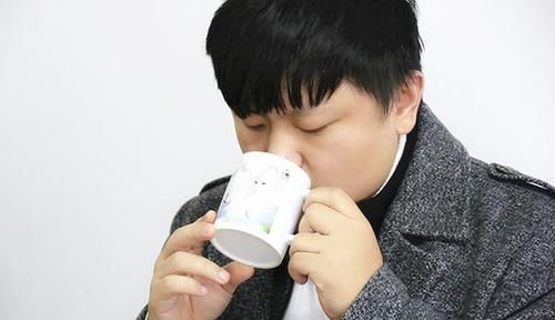  早期|早期起床先刷牙，还是先喝水、先排尿？顺序有没有要求？