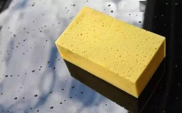 衣服|衣物上的毛絮如何清理?教你最快处理方法,简单又有效······