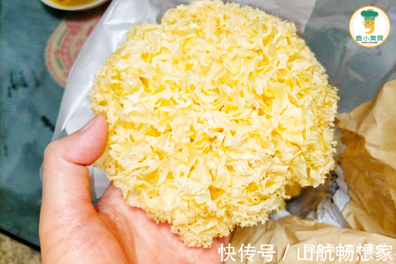 碱性食物|春天,如果有条件,建议女性多喝银耳汤,补充胶原蛋白,养颜滋润