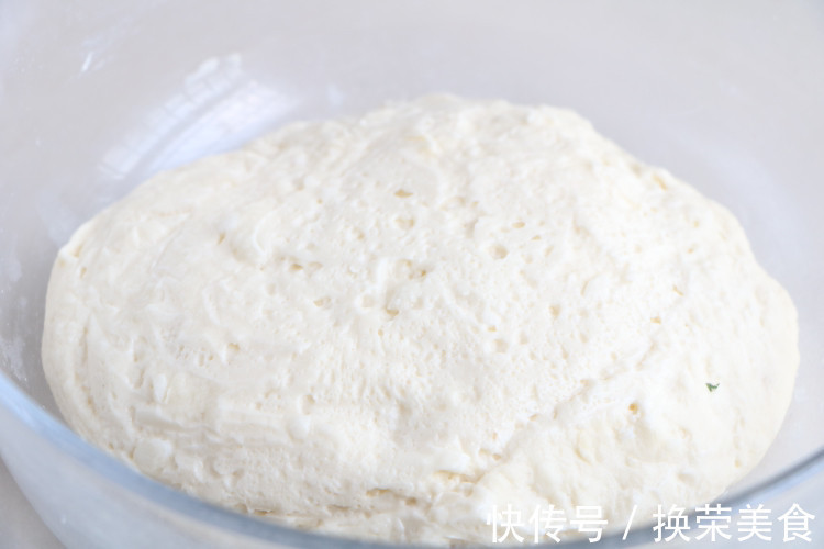 从来没吃过如此好吃的早餐饼,做了30张,还没上桌就吃光,太香