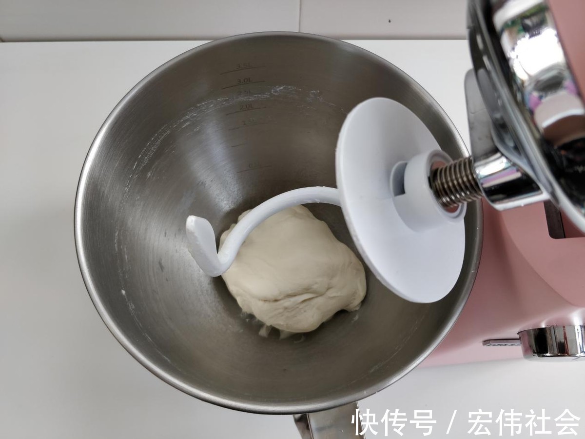 面饼|白菜猪肉水煎包,连吃一盘不过瘾,早餐不用出去吃了