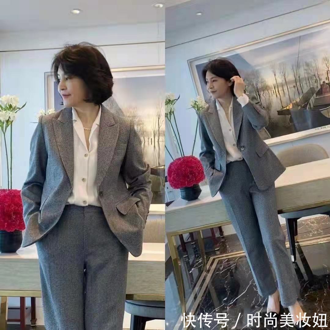 深蓝色 女人不管年龄多大,穿出高级才重要,注重搭配细节,咋穿咋美