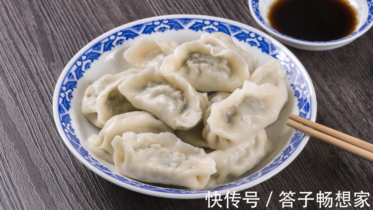 味道|白菜饺子好吃有技巧,调料时加1步,饺子鲜香不出水,味道更鲜美