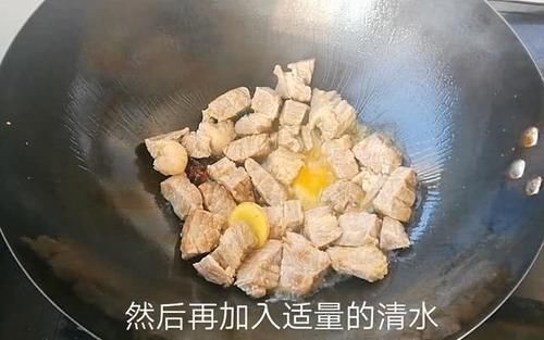 蜜汁|淮扬大厨分享“蜜汁红烧牛肉”简单好吃家常做法,加它鲜香软烂