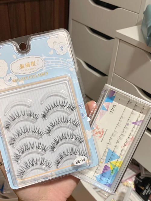 为啥校花能成为校花？原来是用了这些！