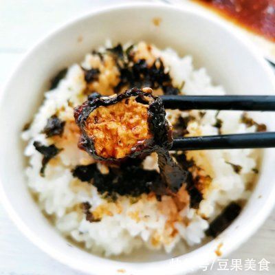 这道日式照烧海苔豆腐一上桌，我的筷子就没停过