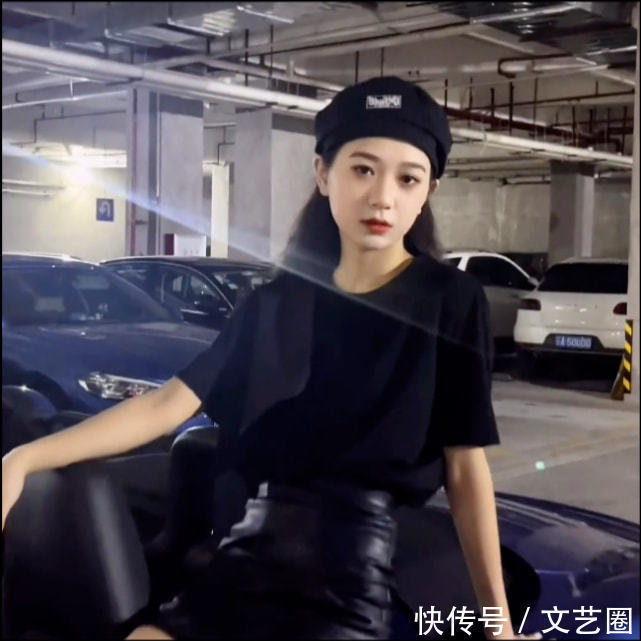 女网红不承认参加过《非常完美》，坦言：节目播出时我又黑又矮，没眼看