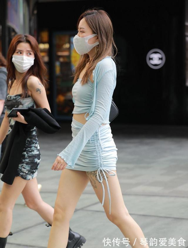 腰部 胯宽的女生穿有个性的裙子绝对能改变形象,走向时尚界!