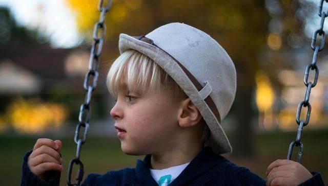 男孩|家有男孩要吃两种“苦”,别心疼,长大后会更有出息