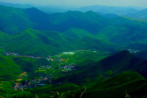 浙江一处适合春游打卡之地，素有“清凉世界”美称，可与庐山齐名