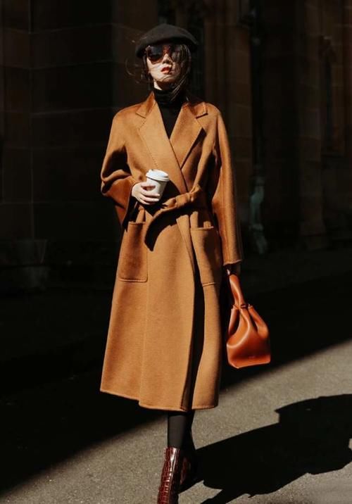 长大衣不兴了，今年火了3种大衣，硬是提高衣品