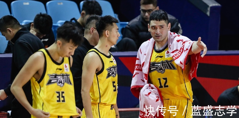 球队|4场100分,篮板数据超姚明,CBA外援太强势引起球迷热议!