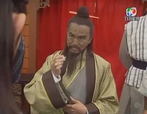 穿紅衣服最帥的男人長這樣